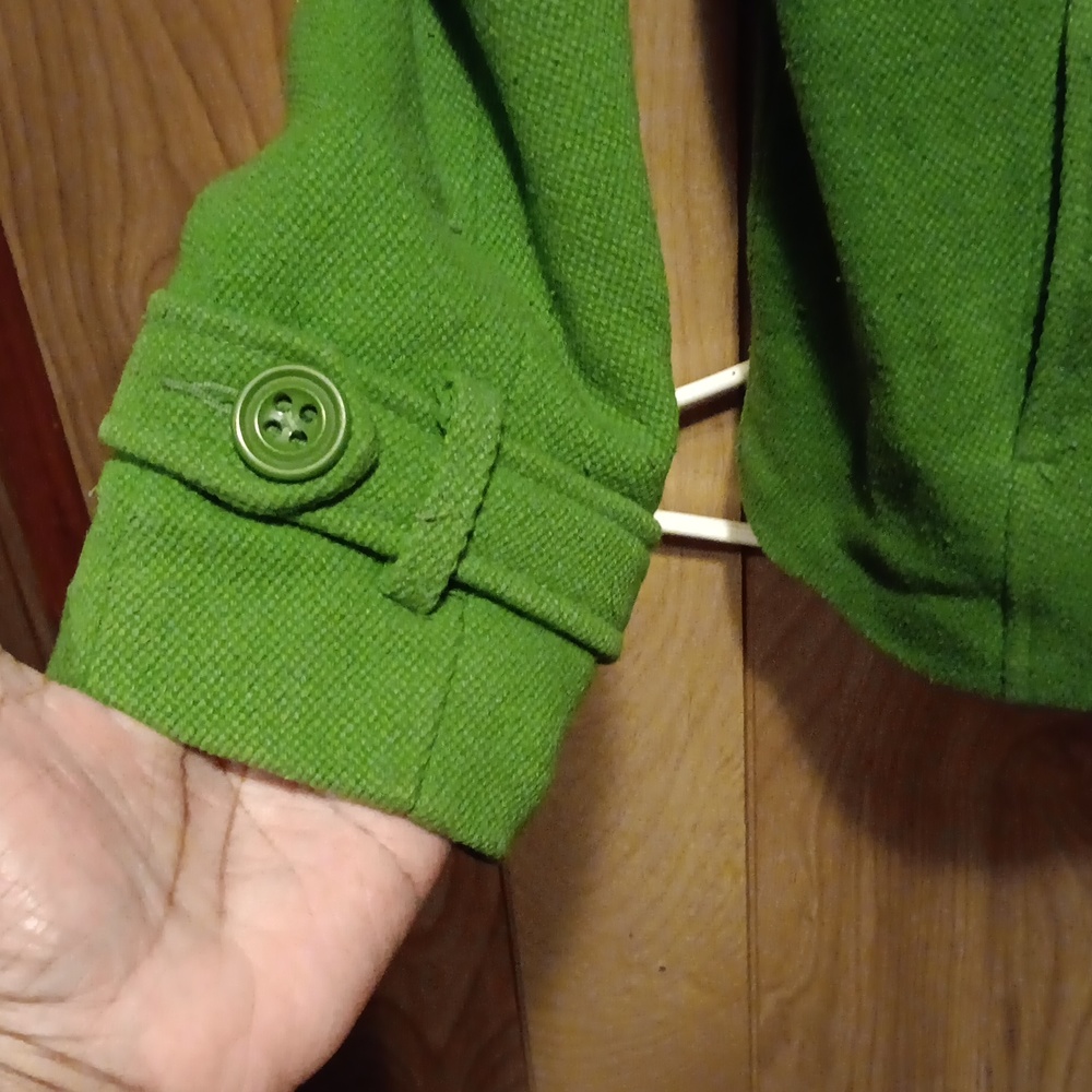 Coat - Picture 4 of 6